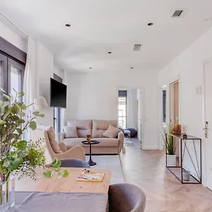 Hotel apartamentowy Limehome Calle Ancha Del Carmen - Digital Access