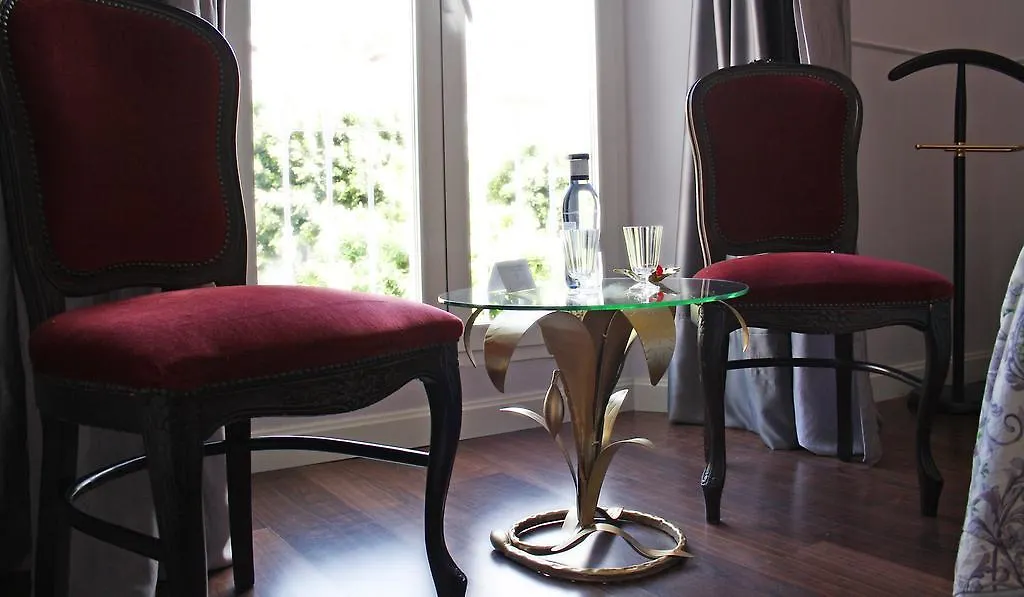 La Casa Azul B&B + Apartments Malaga 2*,  Spain